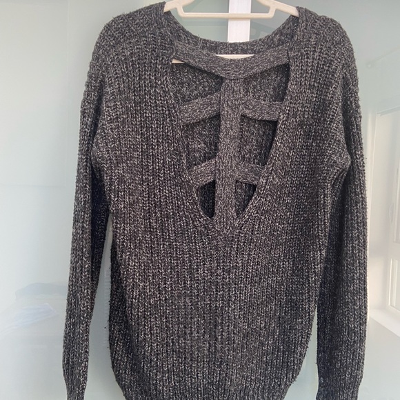 Urban Outfitters Cut Out Sweater - Picture 1 of 2
